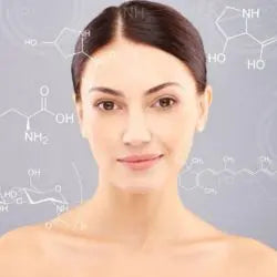 Close-up of a woman's face with scientific formulas, representing hyaluron⁵ - Hyaluronsäure for skin hydration.