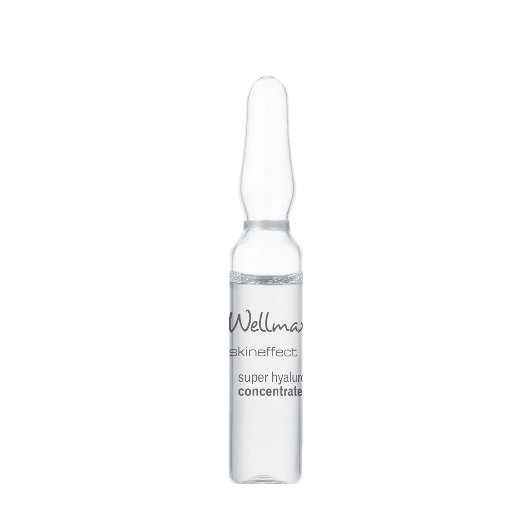 Wellmax Skineffect Super Hyaluron Concentrate in a clear ampoule, ideal for anti-aging skin care.