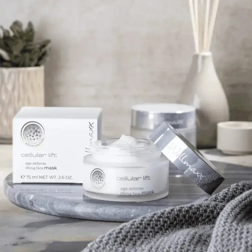 cellular lift age defense lifting face mask mit cremiger Mousse-Textur für geschmeidige, elastische Haut und verfeinerten Teint