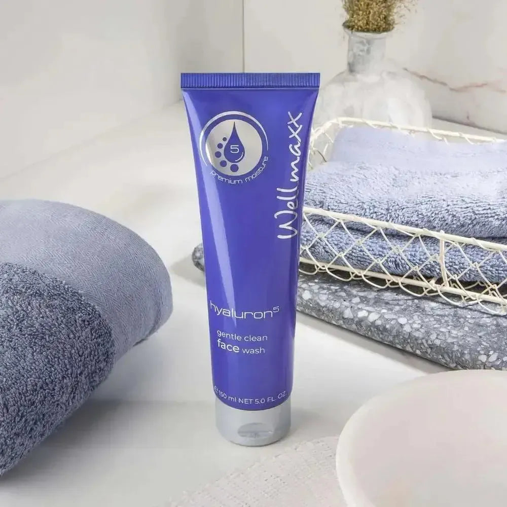 Tube hyaluron⁵ gentle clean face wash Gesichtsreinigungsschaum für sanfte und feuchtigkeitsspendende Reinigung